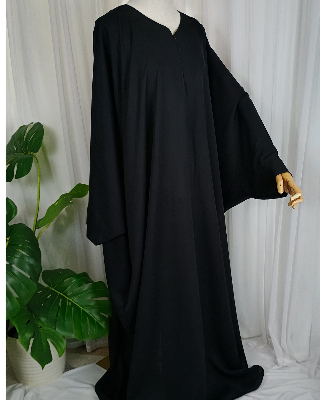 Bisht Black - Size 58