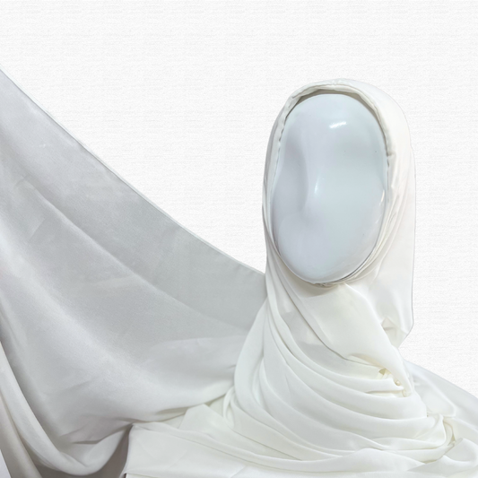 Maxi Shayla with Undercap - White