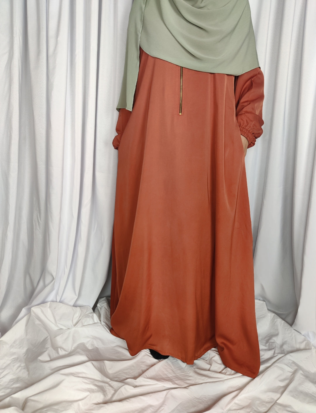 Abaya Amal Size 58- (Rust)