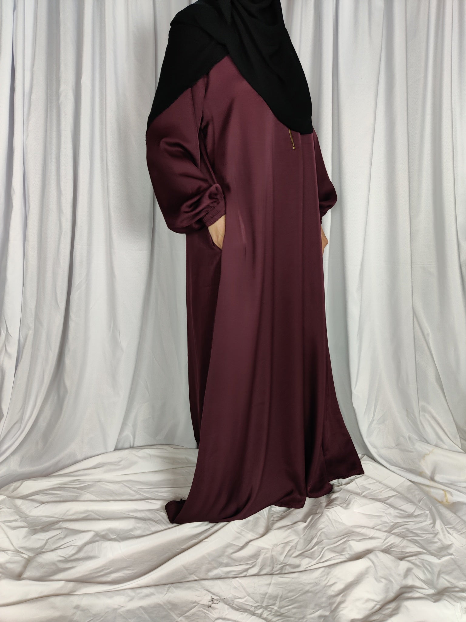 Burgundy Color Abaya | Elastic Cuffed Abaya | theummatis