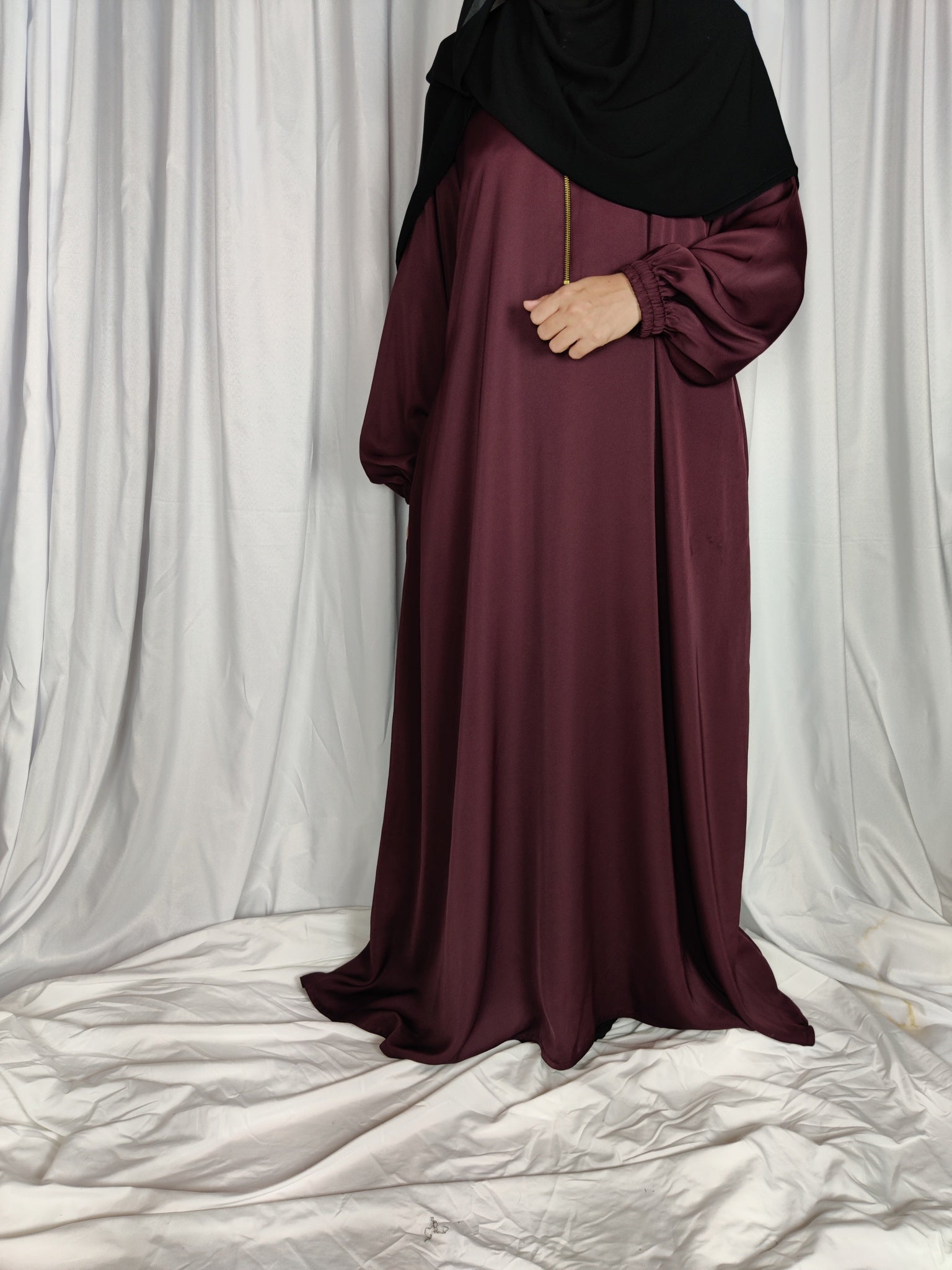 Burgundy Color Abaya | Elastic Cuffed Abaya | theummatis